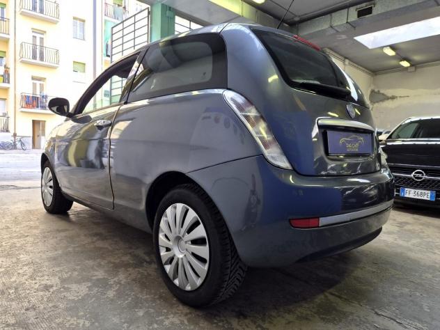 Lancia Ypsilon 1.2 Argento - Foto 4