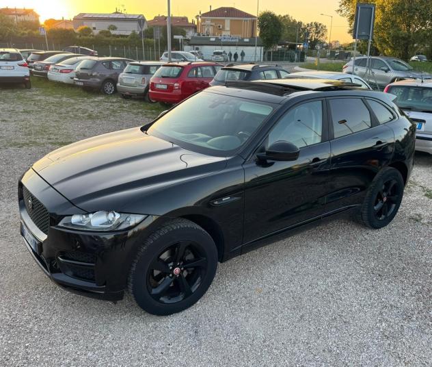 Jaguar F-Pace 2.0 D 180 CV AWD aut. R-Sport - Foto 10