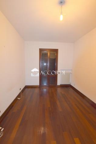 CASA INDIPENDENTE di 4 vani e di 600 mq (ASOLO) rif. LG49 - Foto 4