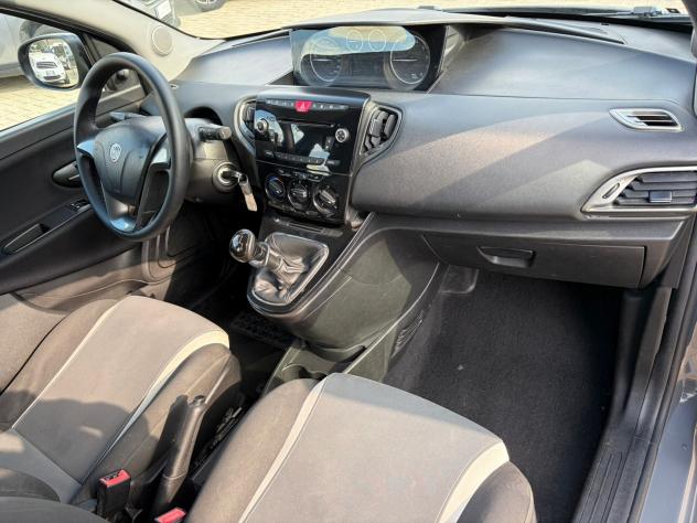Lancia Ypsilon 1.2 69 CV 5 porte GPL Ecochic Gold - Foto 7
