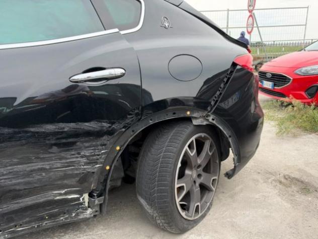 MASERATI Levante V6 Diesel 275 CV AWD Incidentata rif. 24194530 - Foto 10