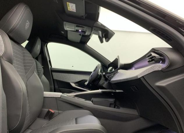 PEUGEOT 3008 Hybrid 145 e-DCS6 GT + VISION PACK 360° rif. 24092349 - Foto 10