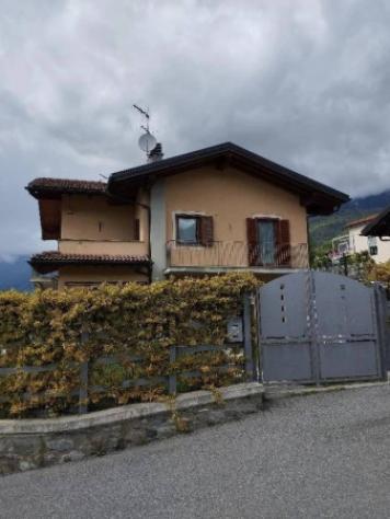 Immobile in asta di 144 m², box auto in vendita a Aosta - Foto 2