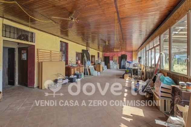 Villa di 500 m² con più di 5 locali in vendita a Besate - Foto 3