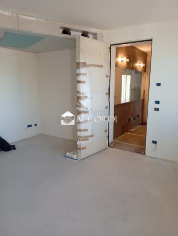 RIFERIMENTO LLM5 - APPARTAMENTO NUOVA COSTRUZIONE IN ZONA SIGNORILE - Foto 3