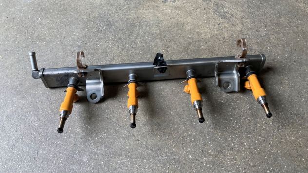 Iniettori Fiat Sedici 1.6 benzina del 2010 (297500-1480) - Foto 2
