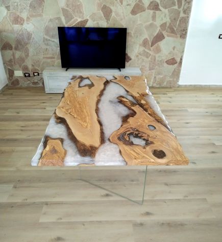 Tavolo in legno e resina - Foto 5