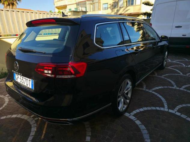 VOLKSWAGEN Passat Variant 1.5 TSI ACT DSG Business AUTOMATICA rif. 23780039 - Foto 5