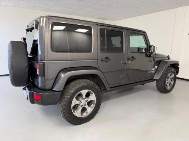 JEEP Wrangler Unlimited 2.8 CRD DPF Sahara Auto E6 rif. 24013426 - Foto 9