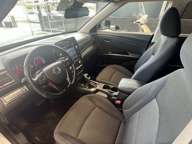 SsangYong Tivoli 1.6 E-XDI Exclusive - Foto 6