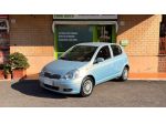 Toyota Yaris 1.0i 16V cat 5 porte Sol