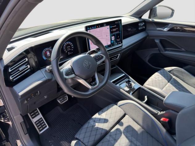 VOLKSWAGEN Tiguan 3ª serie 2.0 TDI 193 CV DSG 4MOTION R-Line rif. 23975466 - Foto 9
