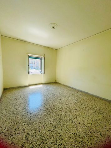 TORRIONE AMPIO 4 VANI LUMINOSO CON TERRAZZO - Foto 5