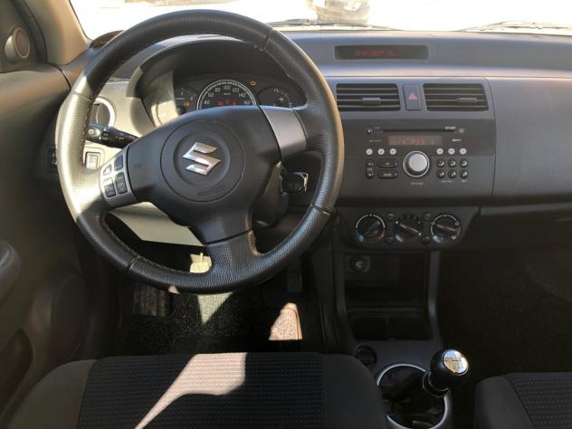 SUZUKI SWIFT 1.3 DDiS 69CV GL - Foto 6