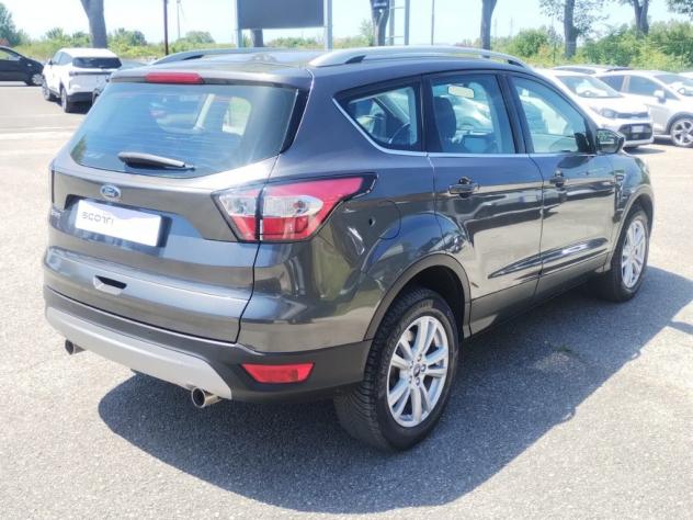 Ford Kuga II 2017 1.5 tdci Titanium s&s 2wd 120cv my18 - Foto 4