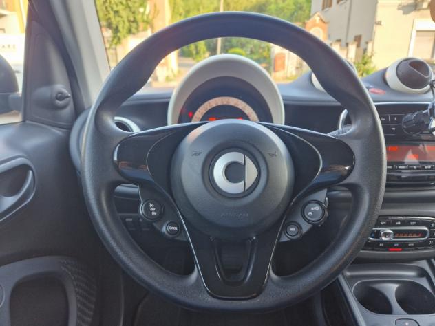 smart forTwo 1.0 7CV "60.300 km" AUTOMATICA, Bluetooth, Cruise - Foto 10