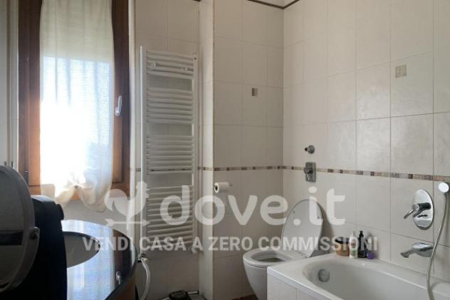 Appartamento di 94 m² con 3 locali e box auto in vendita a Limbiate - Foto 8