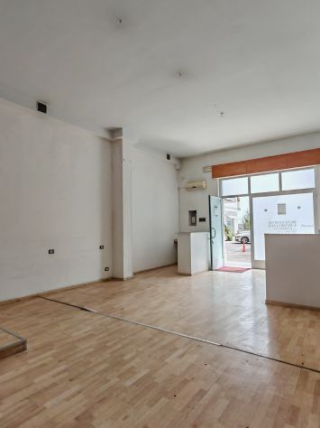 LOCALE IN AFFITTO - Foto 8