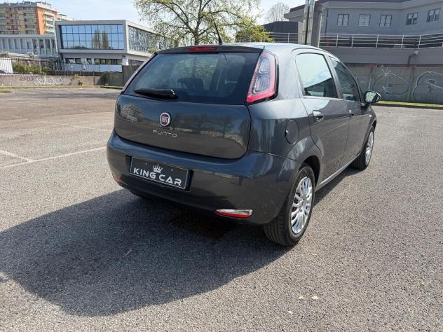 Fiat Punto 1.3 MJT II 75 CV 5 porte Lounge - Foto 6