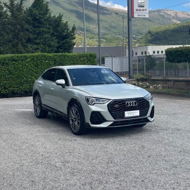 AUDI Q3 Sportback 2.0 TDI quattro S tronic S line 147KW rif. 24122866 - Foto 4
