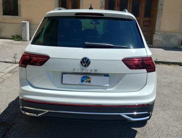 Volkswagen Tiguan 2.0 TDI 150 CV SCR DSG Elegance - Foto 9
