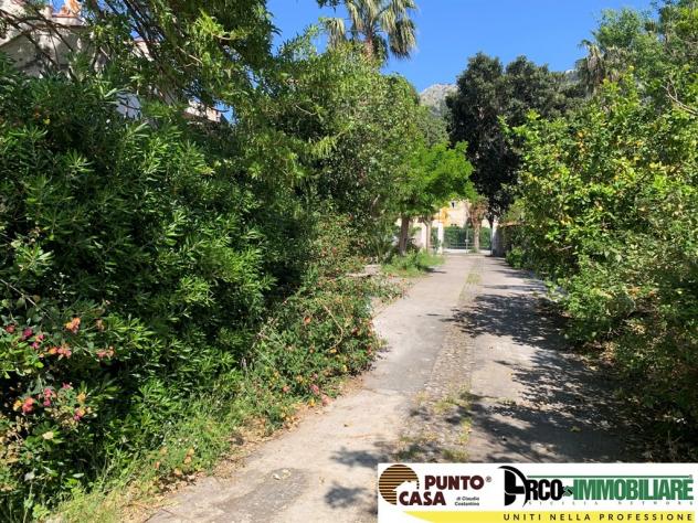Appartamento ristrutturato in villa con terrazzo e giardino condominiale – Mondello, Fondo Anfossi - Foto 10