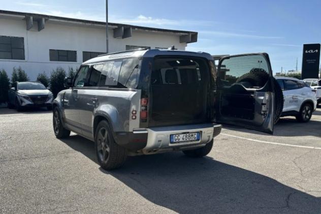 LAND ROVER Defender 110 3.0D I6 250 CV AWD Auto SE rif. 22955219 - Foto 7