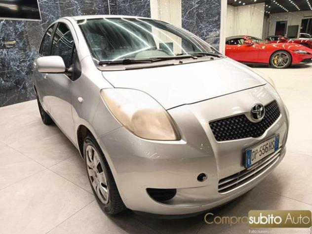 TOYOTA Yaris 1.0 5 porte rif. 24053742 - Foto 3