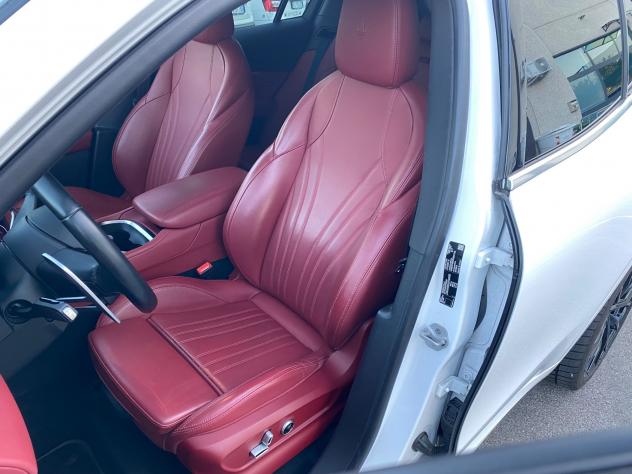 Maserati Grecale GT MHEV 2.0 300 CV Q4 - Foto 9