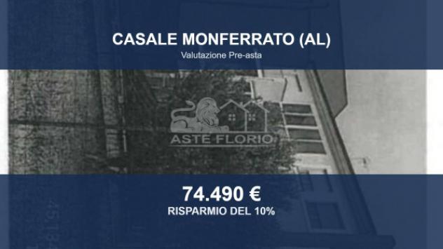 Immobile in asta di 89 m², box auto in vendita a Casale Monferrato