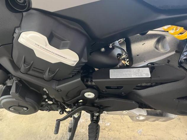 DUCATI Diavel V4 DARK STEALTH YELLOW 2026 rif. 23996171 - Foto 9