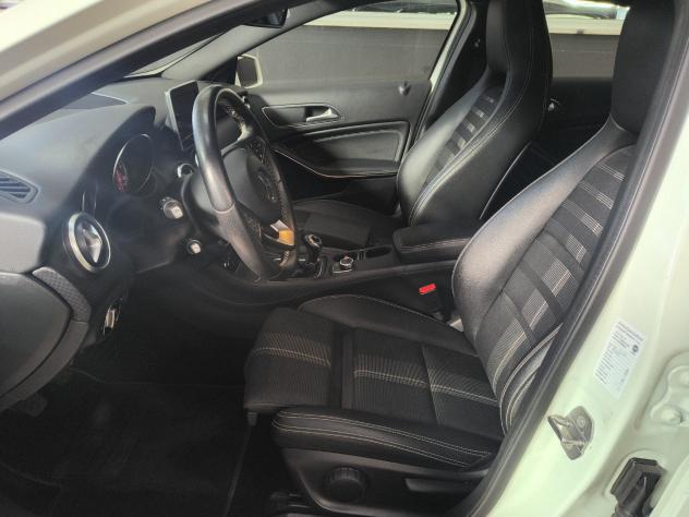 Mercedes-Benz Classe A A 180 d BLUE EFFICIENCY (PREZZO REALE) - Foto 9