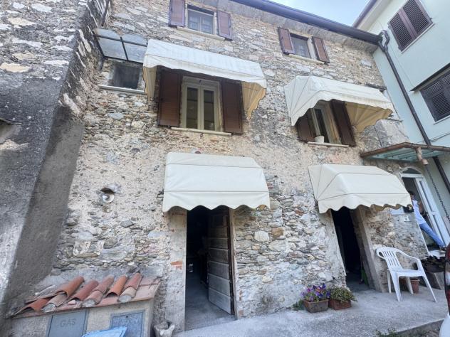 Porzione di casa in vendita a Seravezza - Foto 2