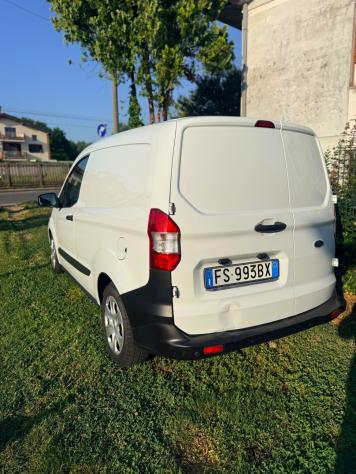 Ford Transit Courier 1.5 TDCi 75CV Van Trend - Foto 4