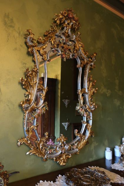 SPECCHIERA IN LEGNO DORATA