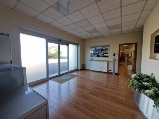 Immobile di 13920 m² con più di 5 locali in affitto a Abbiategrasso - Foto 3