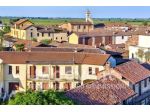 Villa di 500 m² con 5 locali e posto auto in vendita a Tornaco