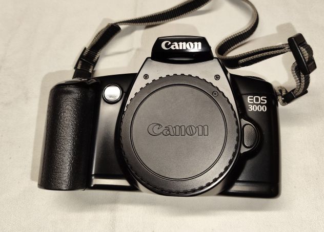 CANON EOS 3000 + obbiettivi - Foto 2