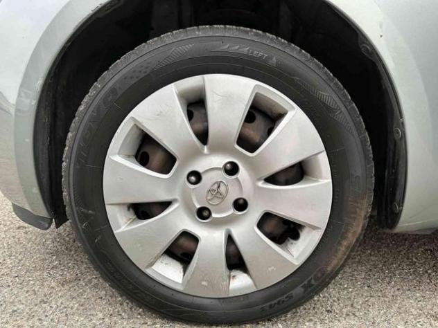 TOYOTA Yaris 1.0 3 porte Sol rif. 21990064 - Foto 9
