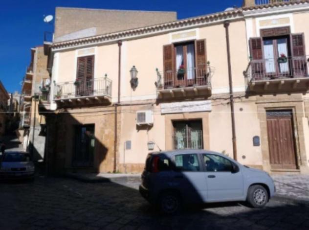 Immobile in asta di 46 m² con più di 5 locali in vendita a Pietraperzia - Foto 3