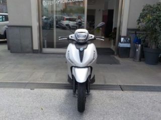 PIAGGIO Beverly 300 i.e. Anno 2023 rif. 23769273