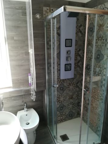 Trilocale due camere libere - 12min dal Duomo - Foto 8