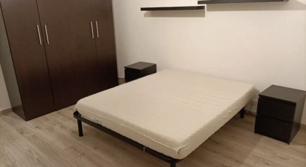 CASAL MORENA TRILOCALE ARREDATO CON BALCONE - Foto 11