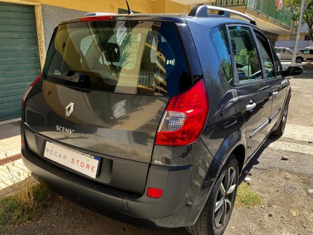 Renault Scenic Grand Scic 1.9 dCi 130CV Serie Speciale Dynamique - Foto 10