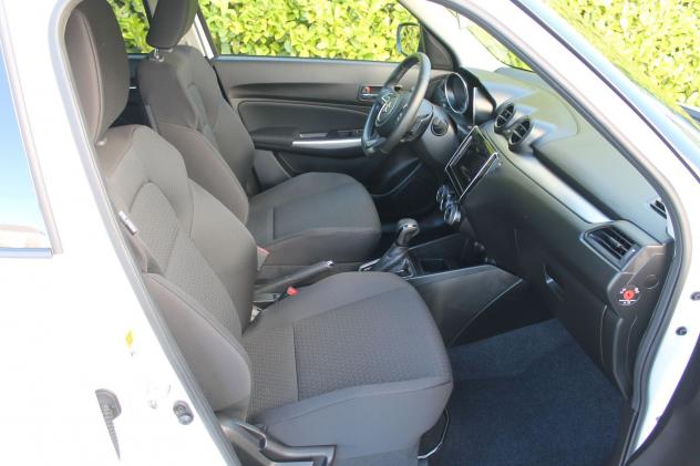 Suzuki Swift Hybrid 1.2 Hybrid Top CVT 2WD - Foto 9
