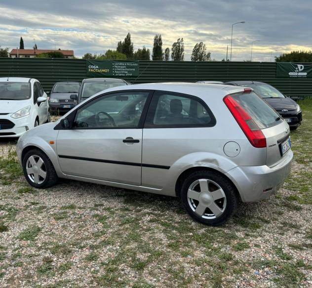 Ford Fiesta 1.2 16V 3p. Ghia Neopatentati - Foto 9