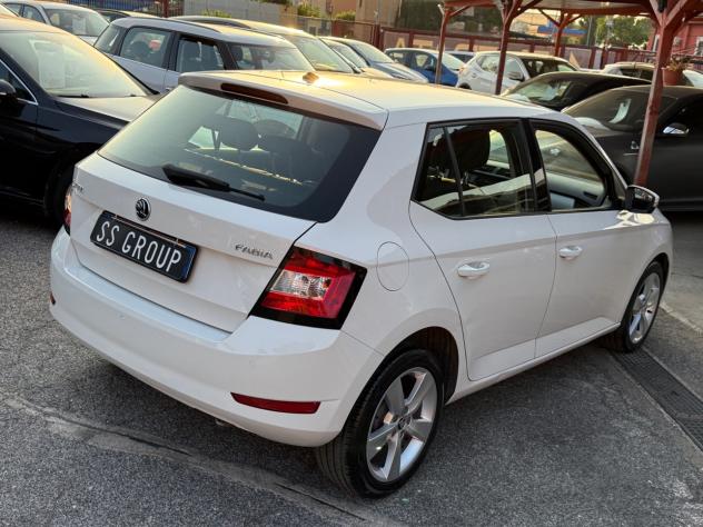 Fabia 1.0 MPI 75 CV Design Edition-unipro-rate- - Foto 5