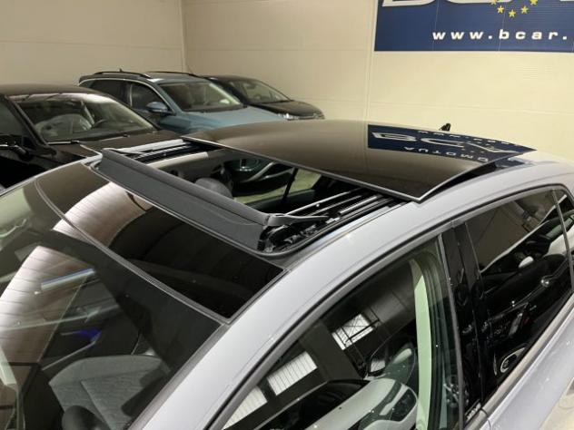 VOLKSWAGEN Golf 2.0TDI 150CV DSG MOVE Style 18 R-LINE /TETTO/LED rif. 24203442 - Foto 6