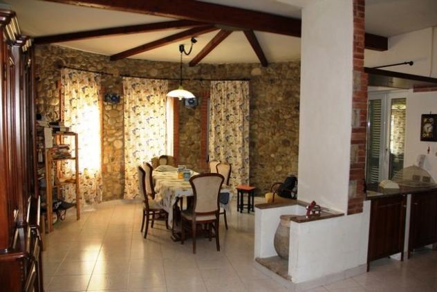Ficulle - Vendesi particolare villa con giardino, anni 2000 nel comune di Ficulle. - Foto 4