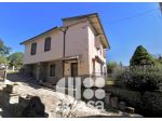 VILLETTA CON GIARDINO